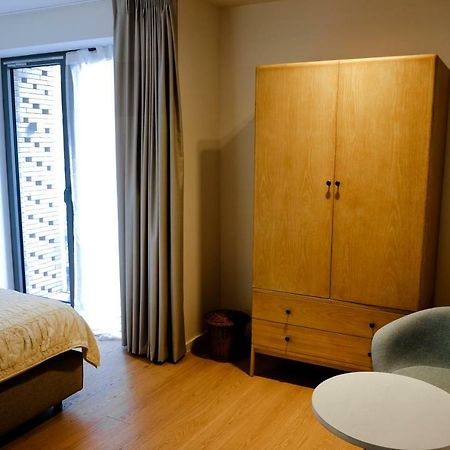 Modern Appartment In The Heart Of Гент Экстерьер фото